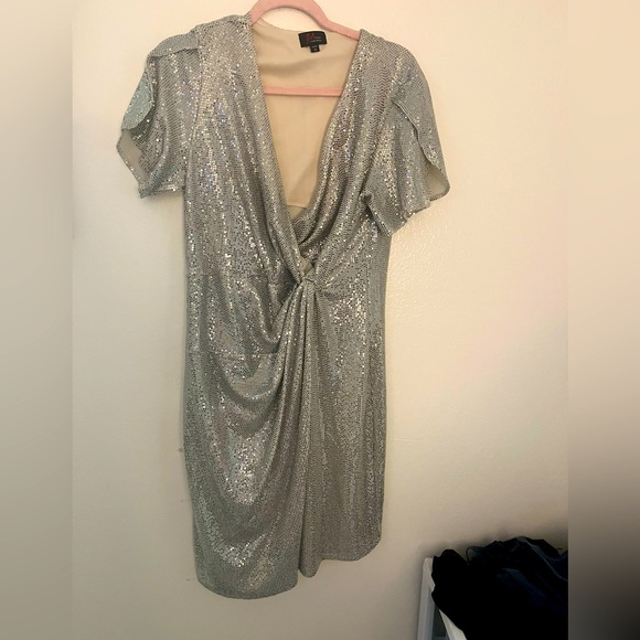 JM Studio Formal Dress - Picture 1 of 2